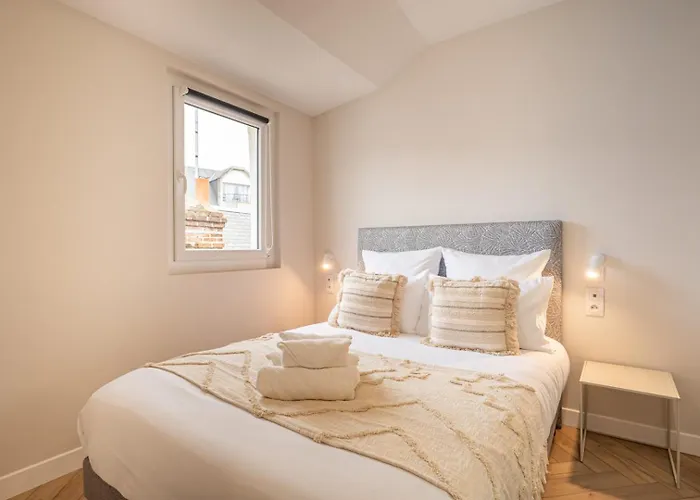 Gaia Palace N6 Tours